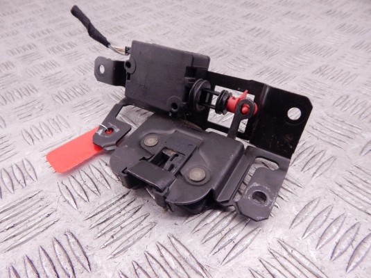 Замок багажника BMW 3-series (E46) 51 24 7 057 364