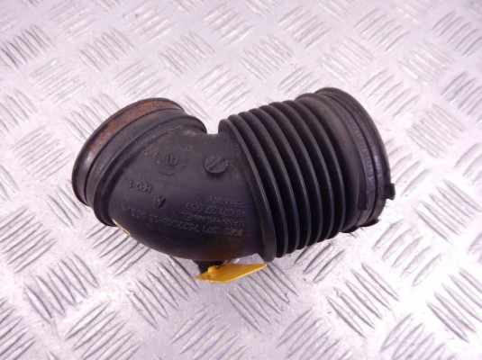 Гофра инжектора BMW 1-series (E87) 13 71 7 527 068 Гофра инжектора BMW 1-series (E87) 13 71 7 527 068