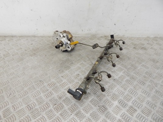 ТНВД BMW X5-series (E53) 13 51 8 511 826