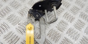 Крюк капота BMW 5-series (F10/11) 51 23 7 183 764 Крюк капота BMW 5-series (F10/11) 51 23 7 183 764