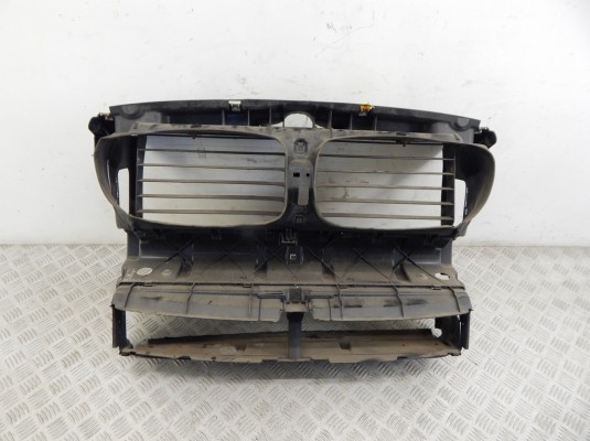 Воздухозаборник BMW 5-series (F10/11) 51 74 7 200 781