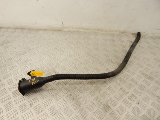 Горловина бачка омывателя BMW 5-series (E39) 61 66 7 038 436