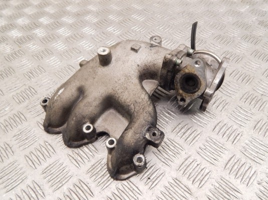 Коллектор впускной VOLKSWAGEN POLO (2001-2009) 045 129 713F