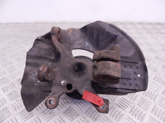 Ступица передняя правая BMW 3-series (E46) 31 21 1 096 430