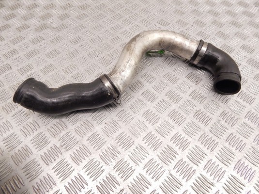 Патрубок интеркулера BMW 5-series (E39) 11 61 7 786 530