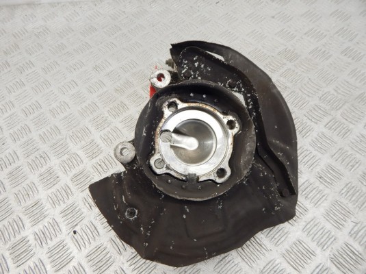 Ступица передняя правая BMW 5-series (E39) 31 21 1 092 854