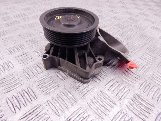 Помпа BMW 5-series (E60/61) 11 51 7 805 810