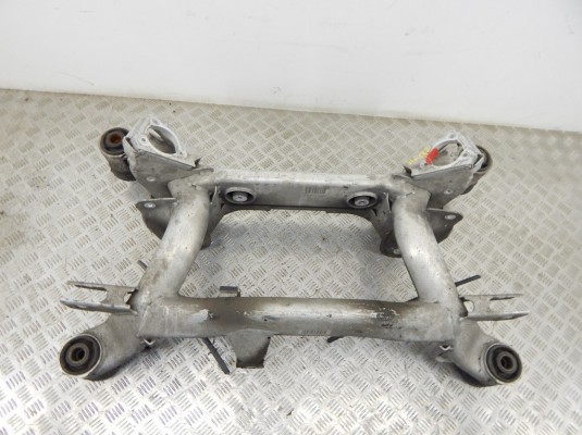 Балка подвески задняя BMW 5-series (E39) 33 31 1 097 250