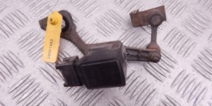 Датчик положения кузова BMW X5-series (E53) 37 14 1 093 697 Датчик положения кузова BMW X5-series (E53) 37 14 1 093 697