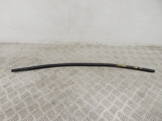 Молдинг стекла двери задней правой наружный BMW X1-series (E84)