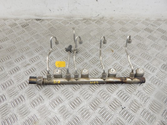 Топливная рампа BMW X5-series (E70) 13 53 7 547 600 Топливная рампа BMW X5-series (E70) 13 53 7 547 600