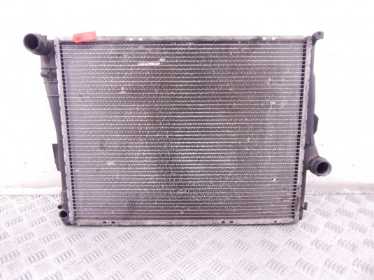 Радиатор (основной) BMW 3-series (E46) 17 11 1 436 241 Радиатор (основной) BMW 3-series (E46) 17 11 1 436 241