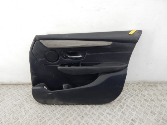 Обшивка двери передней правой (дверная карта) BMW 2-series (F45/46)