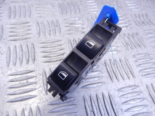 Блок управления стеклоподъемниками BMW 3-series (E46) 61 31 8 381 514
