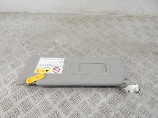 Козырек солнцезащитный BMW 3-series (F30/31) 51 16 8 061 313