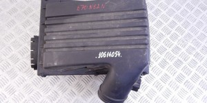 Корпус воздушного фильтра BMW X5-series (E70) 13 71 7 548 885