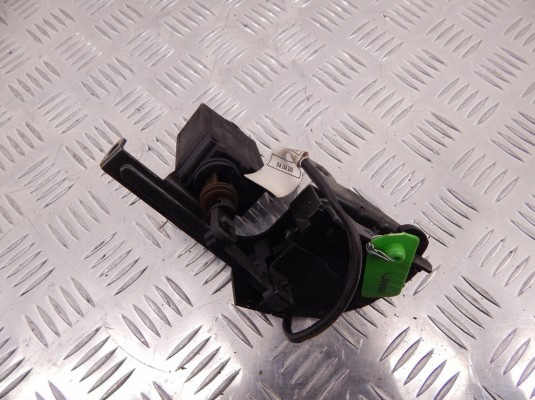 Замок стекла двери багажника BMW 5-series (E39) 51 24 8 238 469