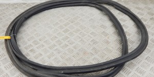 Уплотнитель багажника BMW 5-series (G30/31) 51 76 7 441 468