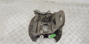 Ступица задняя правая BMW X5-series (E70) 33 32 6 879 102