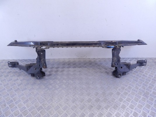 Передняя панель крепления облицовки (телевизор) BMW X5-series (E53) 51 71 8 402 319