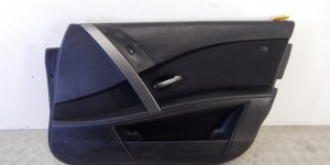 Обшивка двери передней правой (дверная карта) BMW 5-series (E60/61) Обшивка двери передней правой (дверная карта) BMW 5-series (E60/61)