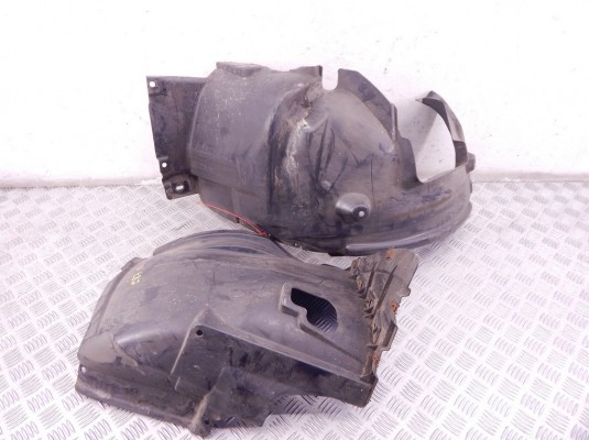 Защита арок передняя левая (подкрылок) BMW 1-series (E87) 51 71 7 059 375