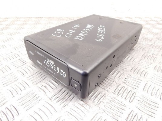 CD-чейнджер BMW 7-series (E38) 65 12 8 361 058