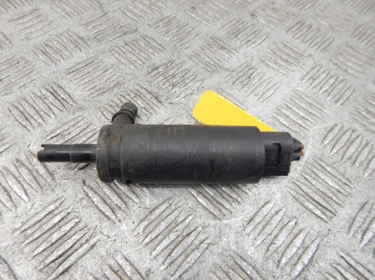 Насос (моторчик) омывателя фар BMW 5-series (E39) 67 12 8 377 613