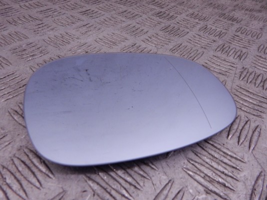 Стекло зеркала наружного правого BMW 3-series (E90/91/92) 51 16 7 252 894