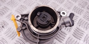 Насос вакуумный BMW 3-series (E46) 11 66 7 787 366 Насос вакуумный BMW 3-series (E46) 11 66 7 787 366