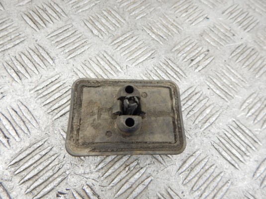 Опора под домкрат (поддомкратная подушка) BMW 5-series (E39) 51 71 7 001 650 Опора под домкрат (поддомкратная подушка) BMW 5-series (E39) 51 71 7 001 650