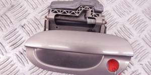 Ручка наружная передняя левая BMW 5-series (E39) 51 21 8 245 461
