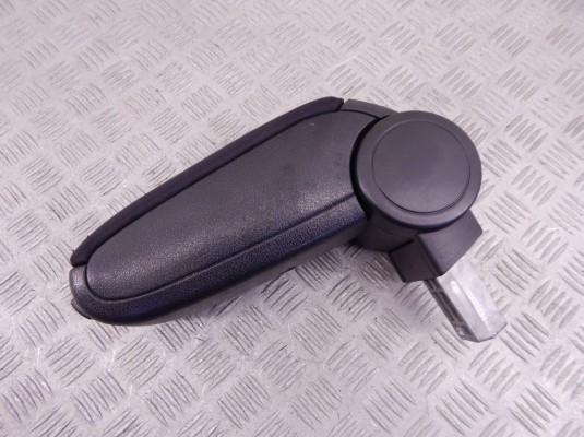 Подлокотник BMW 3-series (E46) 51 16 8 213 678