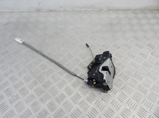 Замок двери задней правой BMW 3-series (E46) 51 22 7 011 246