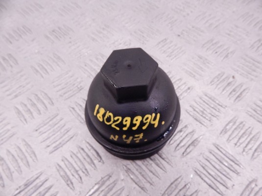 Крышка масляного стакана BMW 3-series (E90/91/92) 11 42 7 808 764 Крышка масляного стакана BMW 3-series (E90/91/92) 11 42 7 808 764