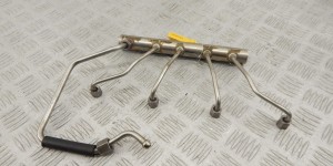 Топливная рампа BMW 5-series (F10/11) 13 53 7 585 411 Топливная рампа BMW 5-series (F10/11) 13 53 7 585 411