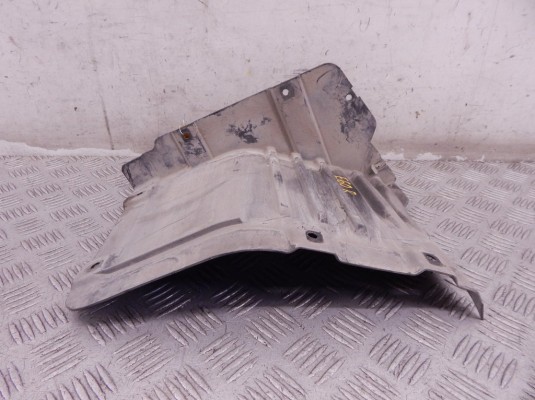 Защита арок передняя правая (подкрылок) BMW 5-series (E60/61) 51 71 7 050 538 Защита арок передняя правая (подкрылок) BMW 5-series (E60/61) 51 71 7 050 538