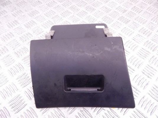 Бардачок BMW 3-series (E46) 51 45 8 223 192