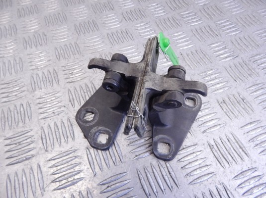 Петля крышки багажника BMW X5-series (E53) 41 62 7 006 120