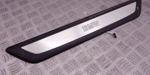 Накладка декоративная BMW 7-series (F01/02) 51 47 7 181 011 Накладка декоративная BMW 7-series (F01/02) 51 47 7 181 011