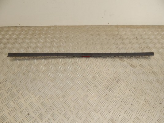 Молдинг двери передней левой BMW 3-series (E46) 51 13 8 208 449