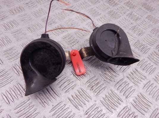 Сигнал (клаксон) BMW X5-series (E53) 61 33 8 381 271