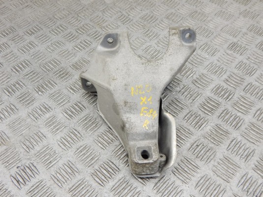 Кронштейн двигателя BMW X1-series (E84) 22 11 6 788 358