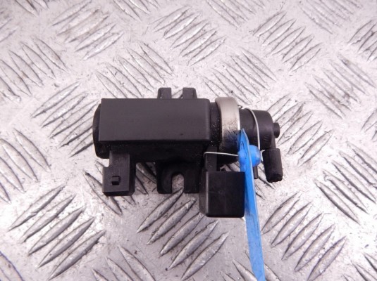 Преобразователь давления (соленоид наддува/EGR) BMW 5-series (E39) 11 74 2 247 906