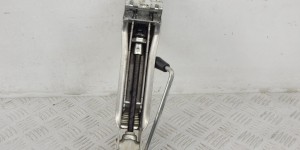 Домкрат AUDI A6 (C5/B4) 1997-2004 8L0011031A