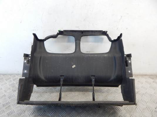 Воздухозаборник BMW 3-series (E46) 51 71 8 202 831