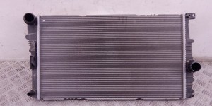 Радиатор (основной) BMW 3-series (F30/31) 17 11 7 600 516 Радиатор (основной) BMW 3-series (F30/31) 17 11 7 600 516