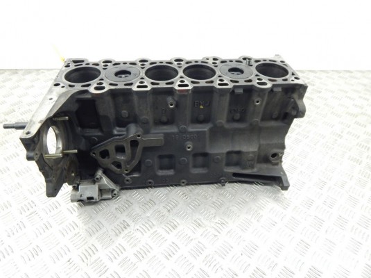 Блок цилиндров BMW 5-series (E39) 11 11 7 786 174