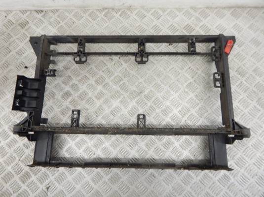 Кассета радиаторов BMW 5-series (E39) 17 00 2 247 349 Кассета радиаторов BMW 5-series (E39) 17 00 2 247 349