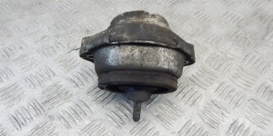 Подушка крепления двигателя BMW X5-series (E53) 22 11 6 758 430